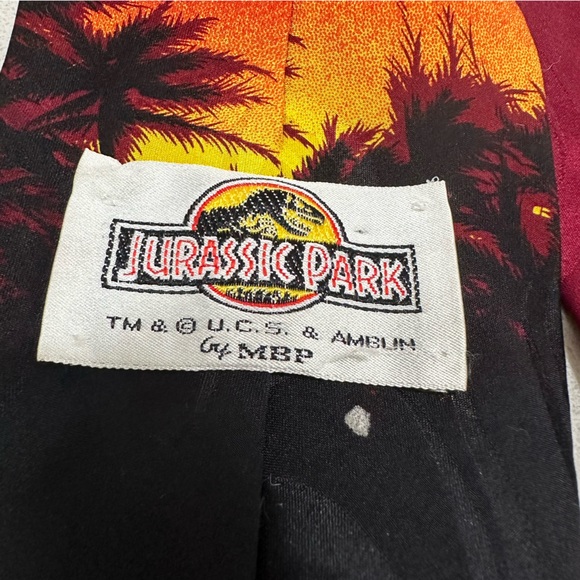 Vintage Jurassic park brachiosaurus 100% Italian silk tie - Picture 11 of 16